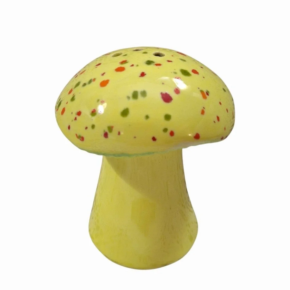VTG‎ Mushroom Refrigerator Baking Soda Holder Ceramic Cozy Cottage Core Yellow